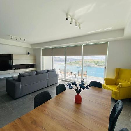 Sliema Seaview Apartment- Valletta Views - Apt 8, 49 Tigne Point Mansions Zewnętrze zdjęcie