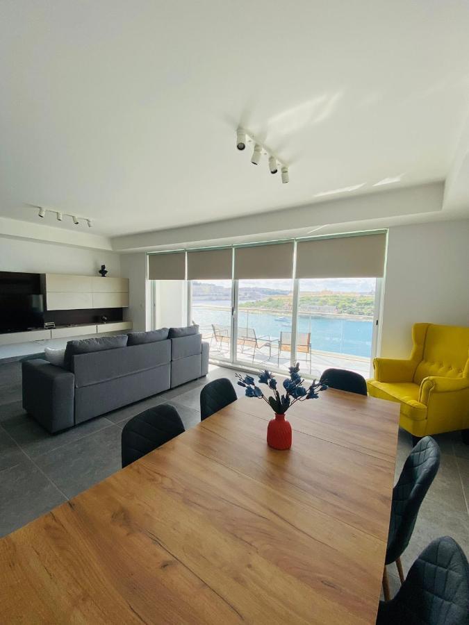 Sliema Seaview Apartment- Valletta Views - Apt 8, 49 Tigne Point Mansions Zewnętrze zdjęcie